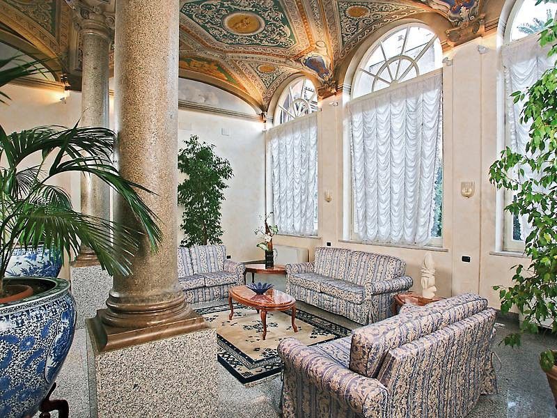 Domus Romana Hotel 4*